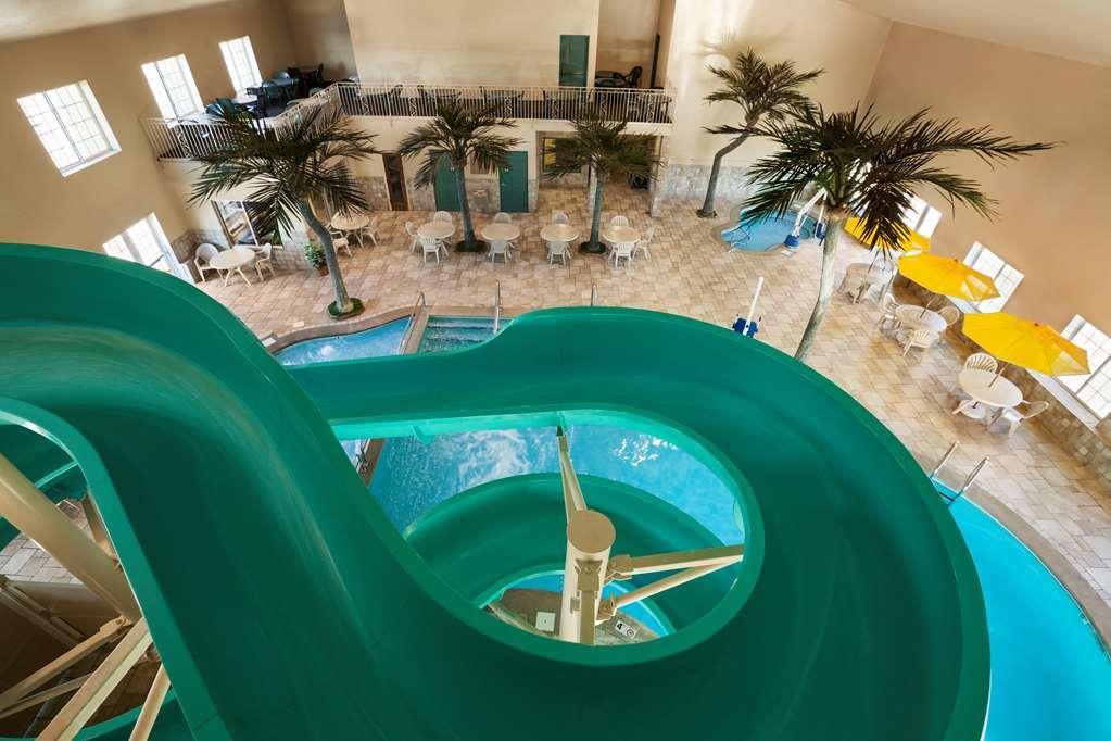 Country Inn & Suites By Radisson Bismarck Waterpark מראה חיצוני תמונה