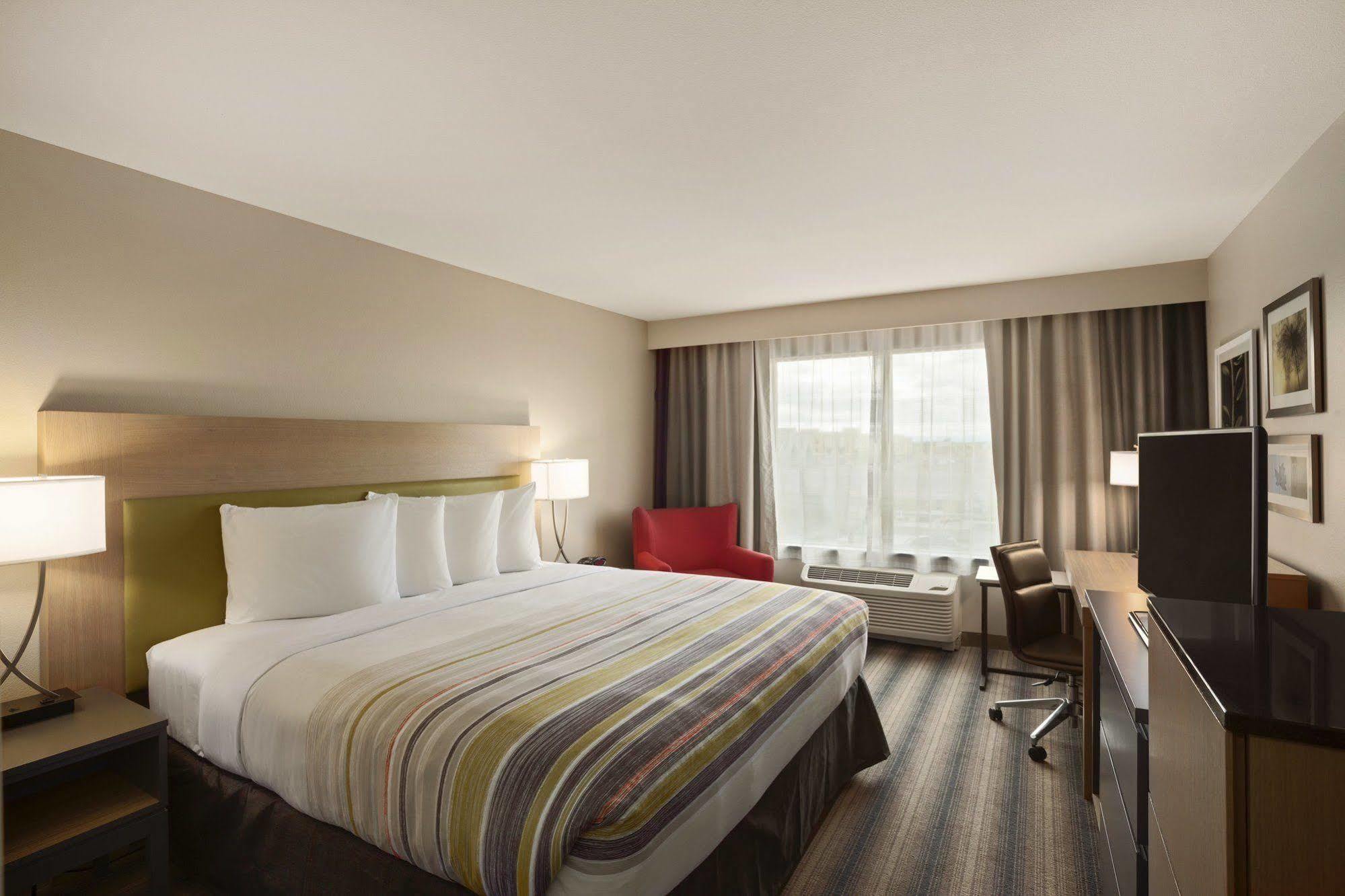 Country Inn & Suites By Radisson Bismarck Waterpark מראה חיצוני תמונה